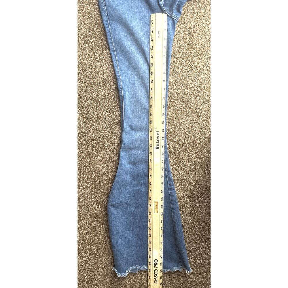 Free People Bell Bottoms Raw Hem Jean Sz 26 Blue 7 1/2 Rise Bell Bottom festival - Picture 8 of 8